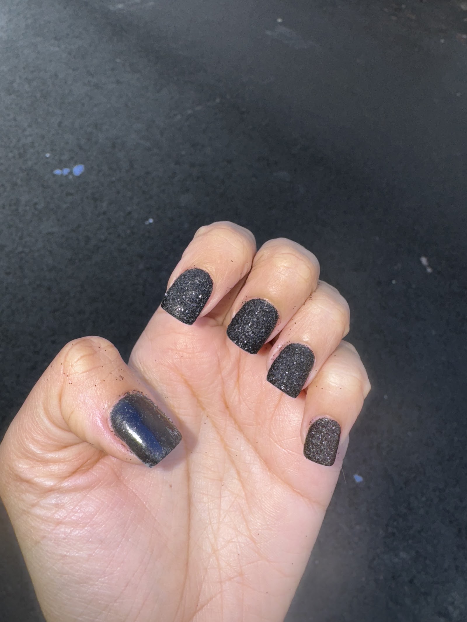 Lucy's Nail Boutique nail photo 2